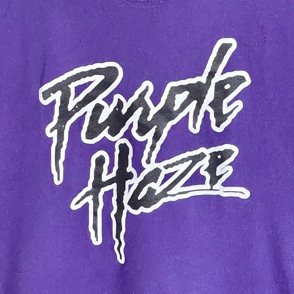 Purple Haze Graphic Prince Font Graphic Purple T Shirt Adult size Medium - Picture 3 of 6